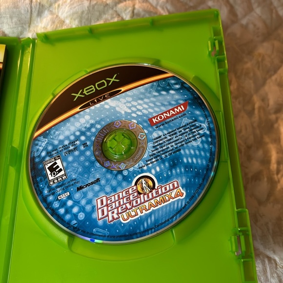 Like new Xbox live Dance dance revolution Ultramix 4 - Picture 3 of 4